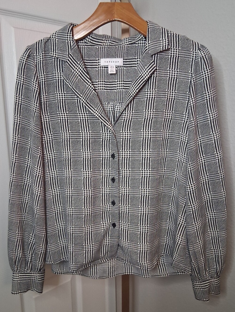 Top Shop Black And White Patterned Long Sleeve Blouse Size 10